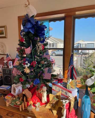 Christmas Tree Dedicated to Sergeant First Class John-David Hilty